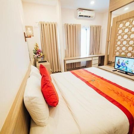Green Hotel Дананг Экстерьер фото